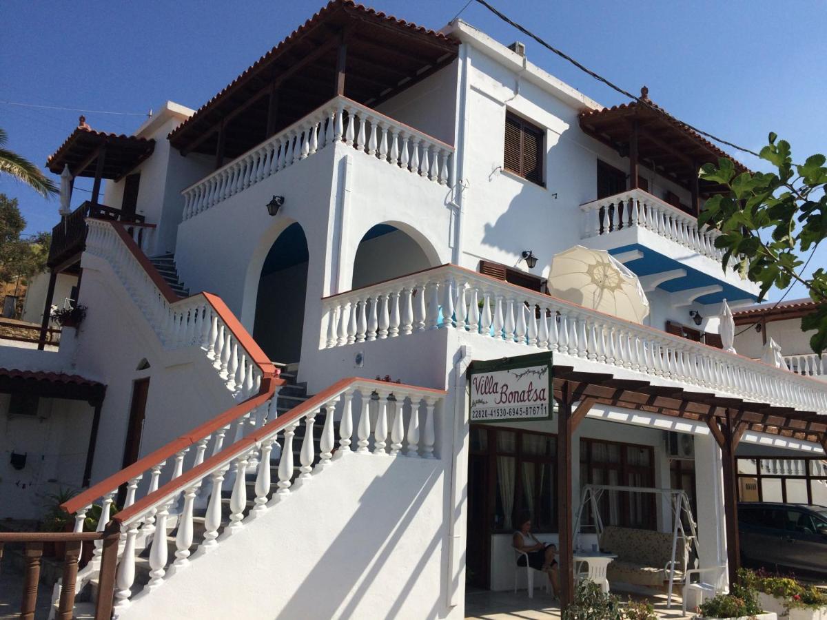 Villa Bonatsa Andros Home Batsíon Exterior photo