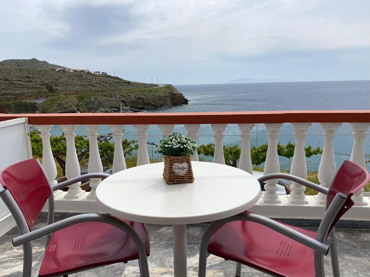 Villa Bonatsa Andros Home Batsíon Exterior photo