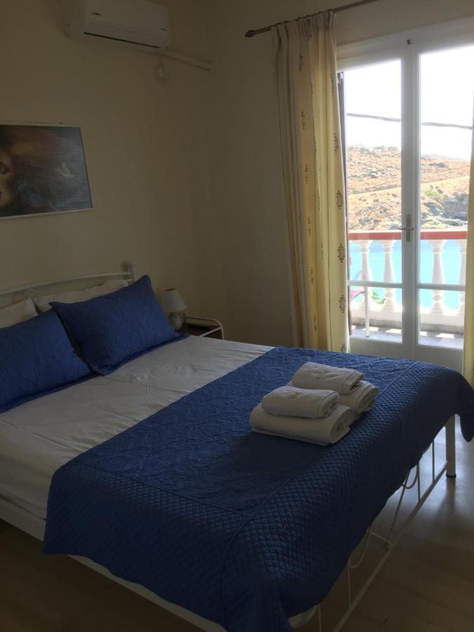 Villa Bonatsa Andros Home Batsíon Exterior photo