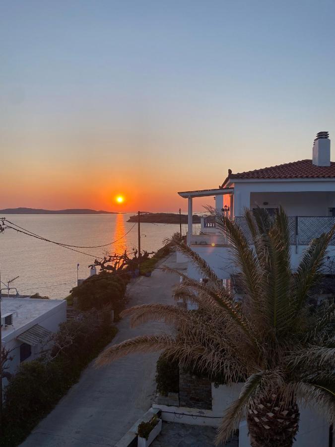 Villa Bonatsa Andros Home Batsíon Exterior photo